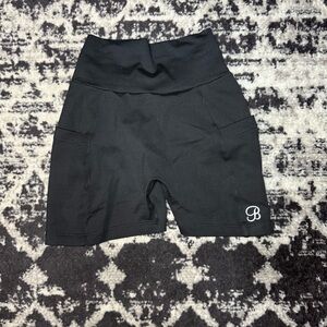 Bombshell sportswear vback shorts